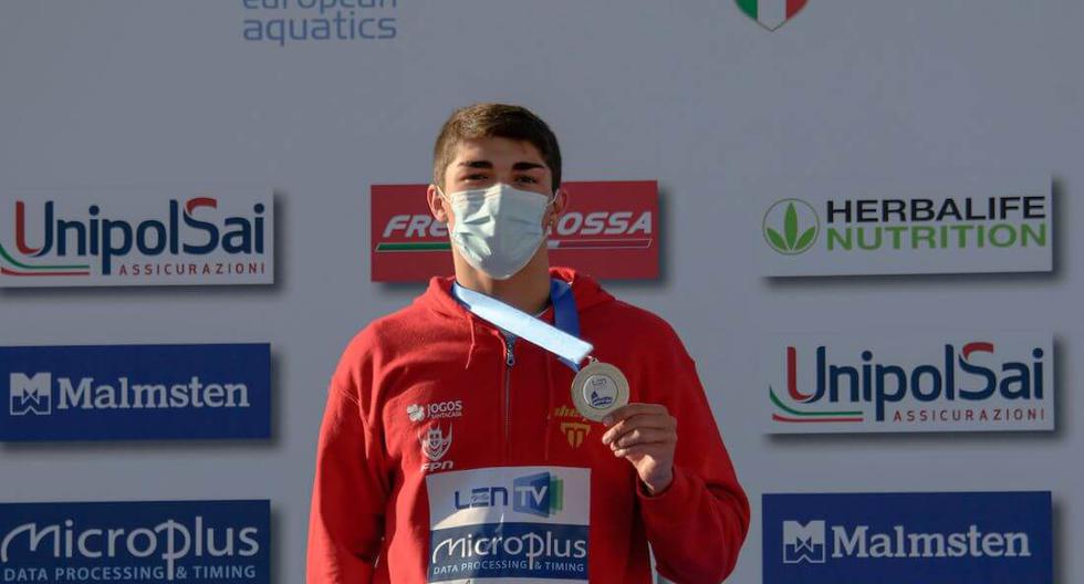 Diogo Matos Ribeiro rompió récord en estilo mariposa en el Campeonato Mundial Juvenil de Natación