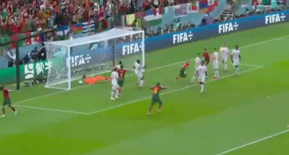 ¡Letal cabezazo! Pepe fusila a Sommer de cabeza y pone a Portugal en cuartos de final