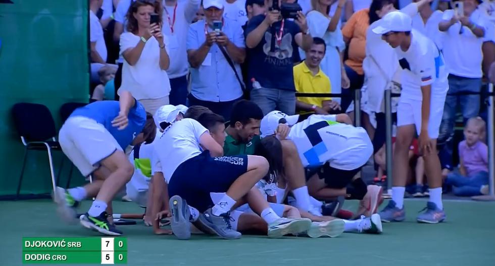 Djokovic venció a tres rivales en juego de exhibición y tuvo efusivo festejo 