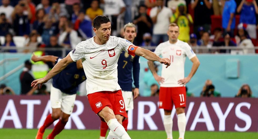 Lewandowski y su gol de penal para el 1-3 de Polonia vs. Francia 