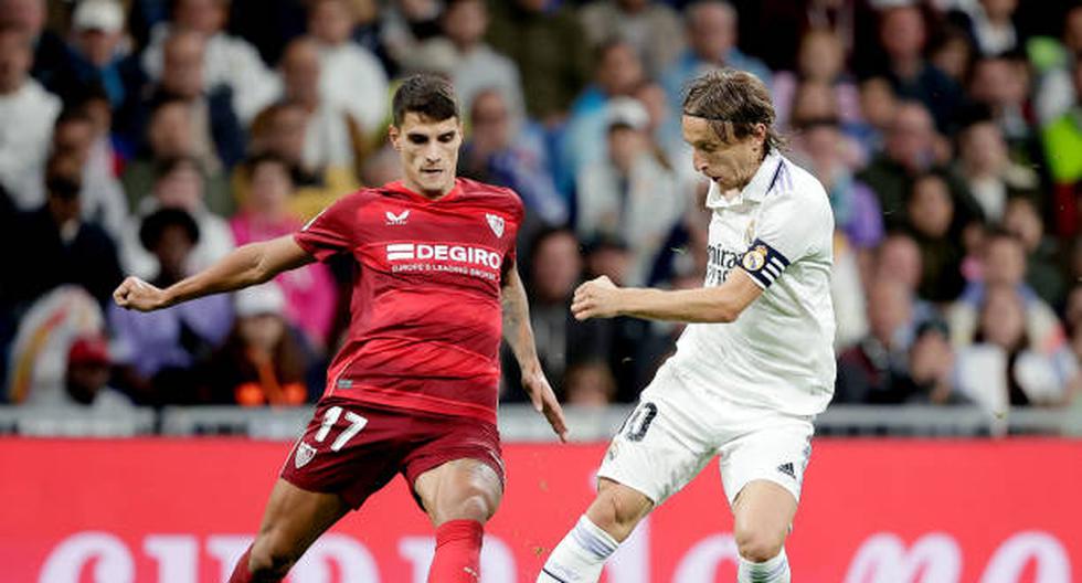 Real Madrid venció 3-1 a Sevilla y sigue firme en la punta de LaLiga | RESUMEN Y GOLES