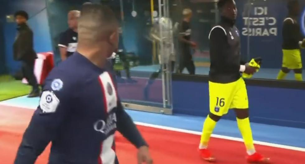 Kylian Mbappé y el polémico gesto tras el PSG vs. Auxerre que es viral en las redes sociales