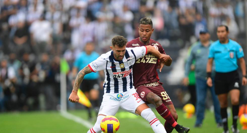 ¡El clásico fue crema! Alianza Lima cayó 2-0 ante Universitario en Matute | RESUMEN Y GOLES