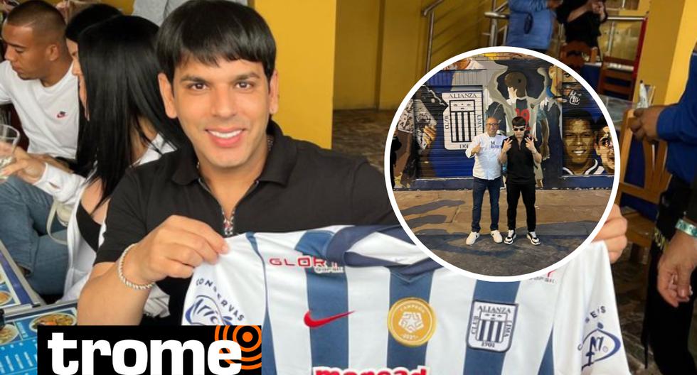 Tito El Bambino hincha de Alianza Lima: Posa con la camiseta de la blanquiazul