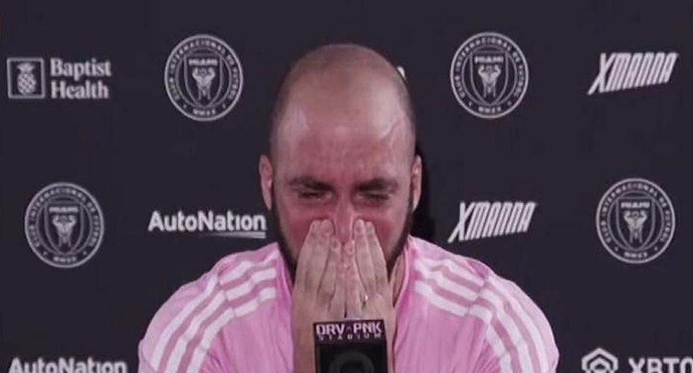Las lágrimas de Gonzalo Higuaín al anunciar que se retira del fútbol 