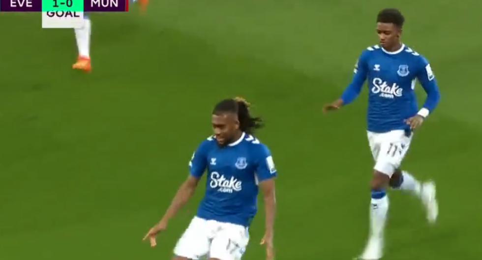 Una ‘pinturita’: golazo de Alex Iwobi para el 1-0 de Everton sobre Manchester United