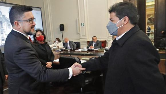 Pedro Castillo y Geiner Alvarado enfrentan investigaciones fiscales por presunta organización criminal. (Foto: Presidencia)