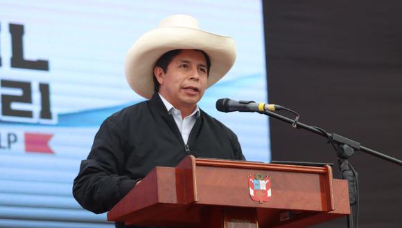 Pedro Castillo pidió a los ministerios descentralizar órganos para facilitar la inversión de gobiernos regionales. | Foto: Flickr Presidencia Perú