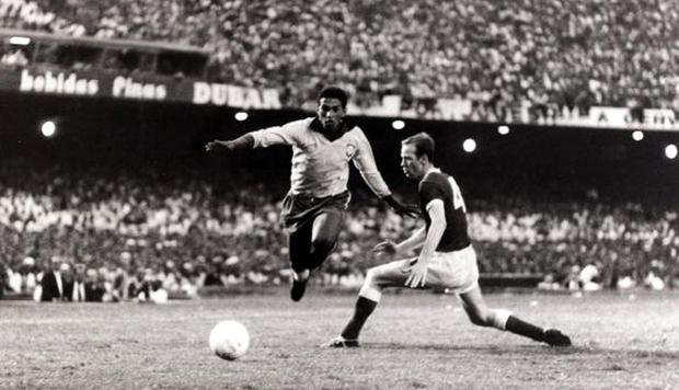 Garrincha fue considerado como el mejor regateador de todos los tiempos, por encima de Pelé o Neymar (Foto: Getty Images)