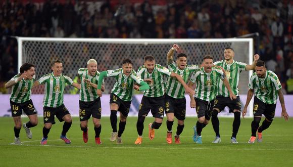 Real Betis se coronó campeón de la Copa del Rey al vencer por penales a Valencia. Foto: AFP.