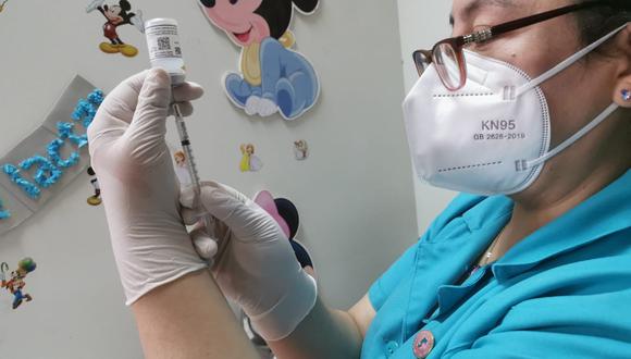 El Minsa informó que los menores pueden recibir la vacuna contra el COVID-19 junto a otras del Esquema Regular de Vacunación. (Foto: Minsa)