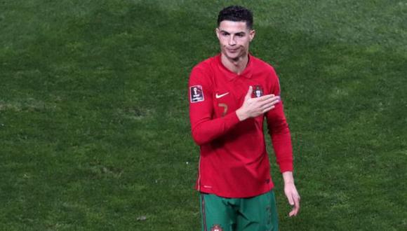 Cristiano Ronaldo inició el España vs. Portugal en el banco de suplentes. (Foto: EFE)