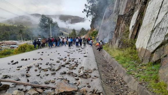 Hoy se cumple el quinto día consecutivo del paro de transportistas de carga pesada en protesta por el alza del precio del combustible. (Foto: Andina)
