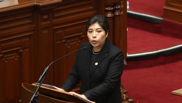 Betssy Chávez se presentó en el Congreso por la sustentación del presupuesto público para el año fiscal 2023. Foto: GEC