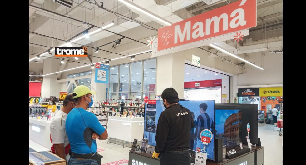 Aumenta la compra de televisores por campaña del Día de la Madre. Peruanos buscan que sean más grandes y tecnológicos.  (Foto: Isabel Medina / Trome)