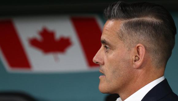 El entrenador de Canadá recibió críticas por sus repudiables declaraciones. Foto: Agencias.