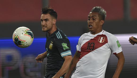 Perú cayó por 2-0 ante Argentina en la jornada 4 de las Eliminatorias rumbo a Qatar 2022. (Foto: AFP)