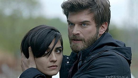 La telenovela turca "Amor valiente" está protagonizada por Kıvanç Tatlıtuğ y Tuba Büyüküstün (Foto: Ay Yapım)