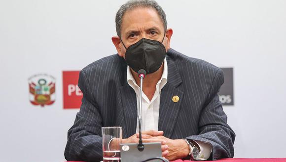 El ministro José Luis Gavidia señaló que los mensajes subliminales "faltan el respeto a nuestras instituciones castrenses”. (Foto: archivo PCM)