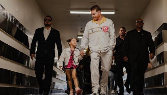 El conocido "Canelo" Álvarez suele vestir antes de ir a conocer a sus oponentes. Aquí acompañado de su menor hija María Fernanda (Foto: Canelo Álvarez/Instagram)