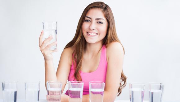 Los especialistas en nutrición recomiendan tomar esta cantidad de agua al día, pues hacerlo favorece a nuestra salud.