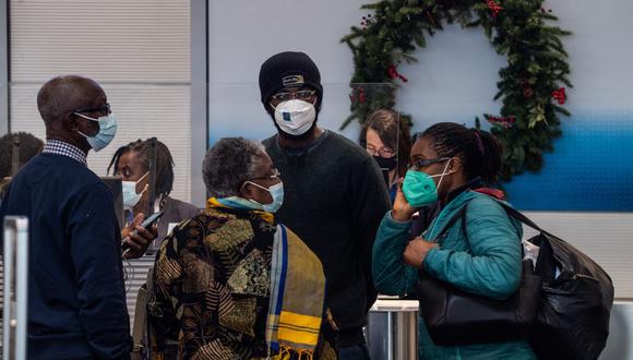 El 27 de diciembre se contabilizaron 441.278 nuevos casos de coronavirus en Estados Unidos. (Foto: ROBERTO SCHMIDT / AFP)