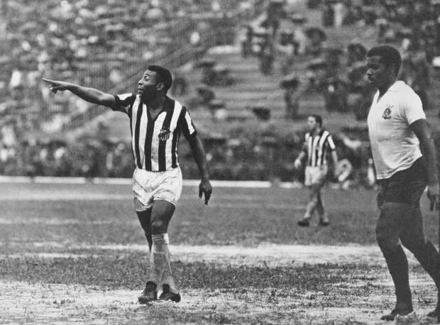 Pelé disputó la mayor parte de su carrera en el club Santos de Brasil (Foto: Lance)