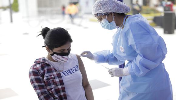La vacunación es una herramienta importante que busca contrarrestar el avance del COVID-19 en el país. (Foto: Anthony Niño de Guzmán/GEC)