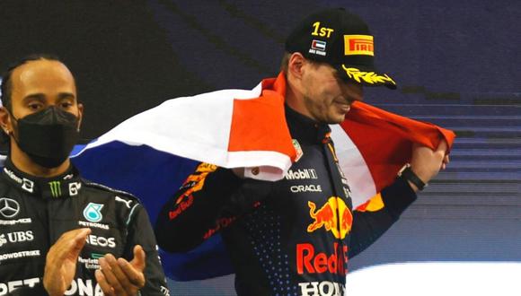 Max Verstappen se llevó la carrera en la última vuelta (FOTO: Reuters)