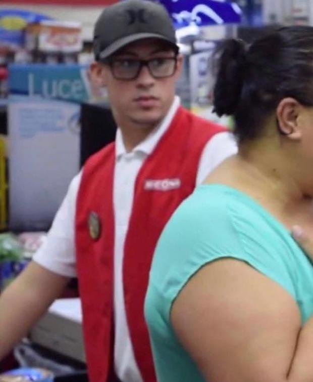 Bad Bunny trabajaba en un supermercado de Vega Baja (Foto: Ritmo Urbano Actual / Facebook)