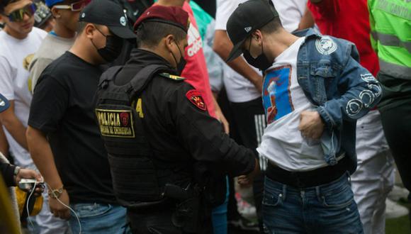 Autoridades peruanas y venezolanas analizan situación de extranjeros detenidos en discoteca de San Juan de Lurigancho.