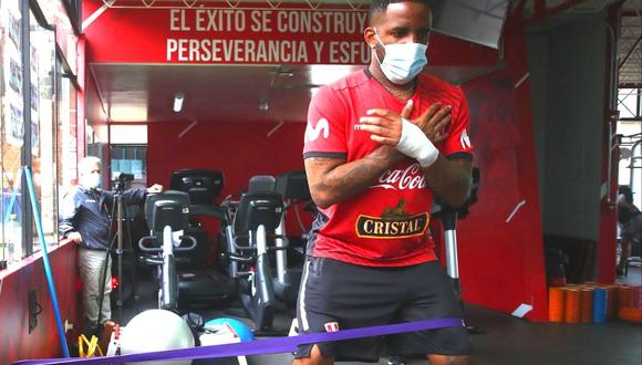 Jefferson Farfán empezó a entrenar con la selección pensando en Chile (Foto: @SeleccionPeru)