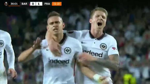 Rafael Santos Borre marca el 2-0 del Frankfurt ante el Barza (VIDEO: @UEFA)