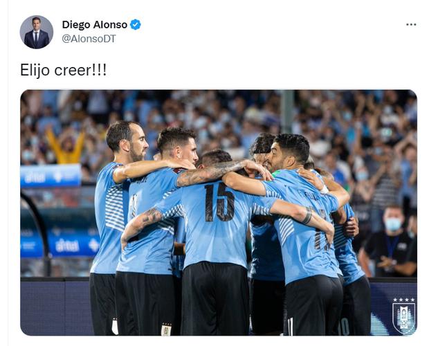 Diego Alonso se pronunció mediante Twitter y confía en la clasificación de Uruguay a octavos.