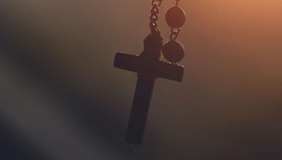 El exorcismo, en la creencia religiosa, es el acto sacramental que tiene como fin el suprimir la influencia demoníaca sobre una persona, objeto o área. (Foto referencial - Pexels)