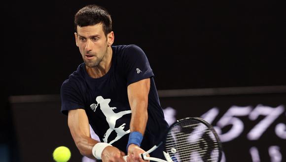 Novak Djokovic agotará sus recursos para poder participar del Abierto de Australia. Foto: AFP.