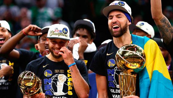 Warriors, con Stephen Curry, se consagraron campeones de NBA. Foto: EFE