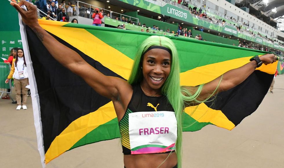 El estrafalario y colorido look de jamaiquina Fraser-Pryce al ganar oro con récord en 200 metros en Lima 2019