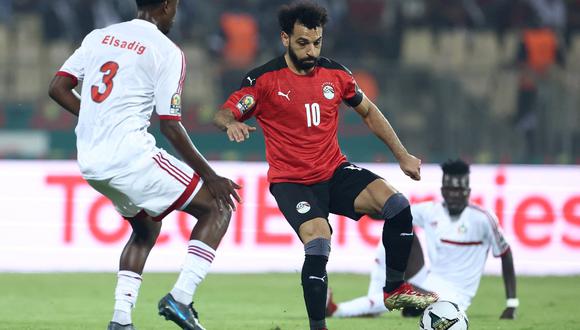 Egipto, con Mohamed Salah, clasificó a octavos de final tras vencer a Sudán. Foto: AFP.