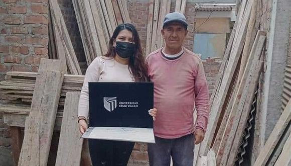 Anavely Loyola ahora es egresada de la Universidad César Vallejo (UCV), tras el arduo esfuerzo de su humilde progenitor. (Foto: Redes sociales)