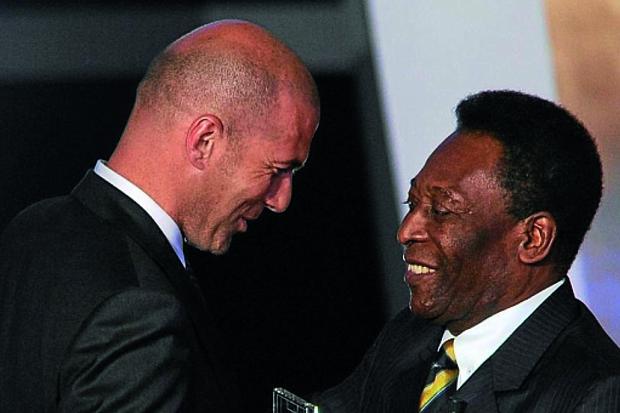 Pelé y Zidane coincidieron en varias galas del Balón de Oro (Foto: Marca)