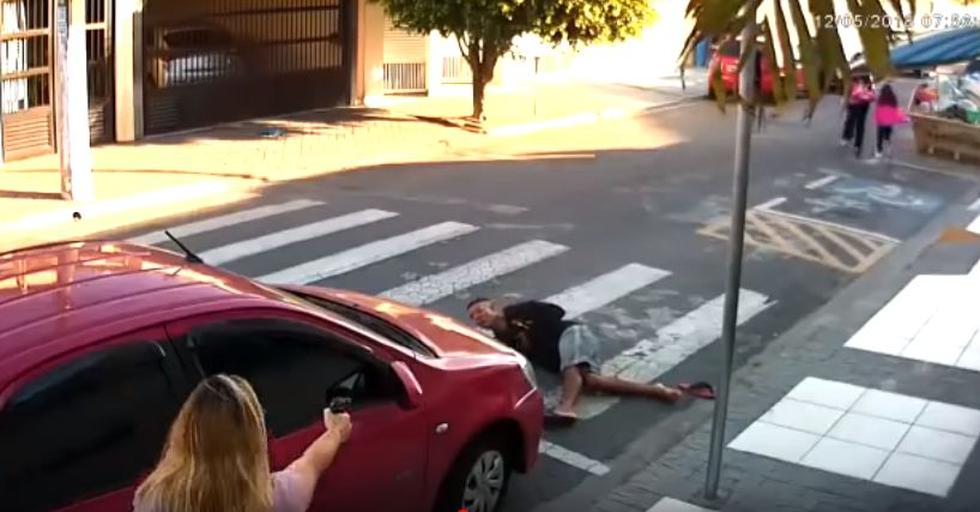 Youtube Viral Mujer Policía Mató A Ratero Que Interrumpió Celebración Por El Día De La Madre