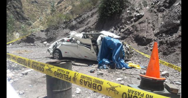 Accidente en Huarochirí dejó 15 heridos y dos muertos. El chofer fugó (Foto: Joseph Angeles)