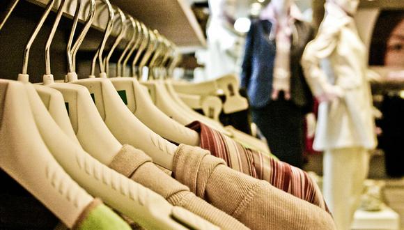 De acuerdo con el Índice de Precios al Consumidor (IPC) de marzo pasado, la inflación interanual la ropa en Argentina fue de 67.3%. (Foto: Pixabay)