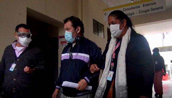 Minsa informó que técnico en enfermería se recupera del COVID-19 y deja del Hospital Dos de Mayo. (Foto: Minsa)