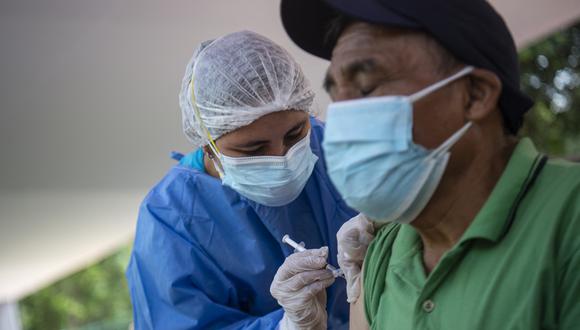 La vacunación contra el coronavirus sigue avanzando a nivel nacional. (Foto: Ernesto BENAVIDES / AFP)