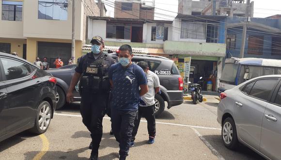 Los exreos José Andrés Ataucuri Ponce (32) y Jorge Luis Loayza Huamán (49), que pertenecerían a la banda ‘Los Rápidos de San Fernando’, dedicados al robo de autos y accesorios.