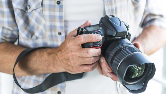 “Existen diferentes rubros en fotografía en los que se puede trabajar de manera profesional; por ello, el conocer los diferentes tipos de fotografía te ayudarán a elegir el campo que más se acomode a tu estilo”, detalla el especialista. (Foto: Freepik)