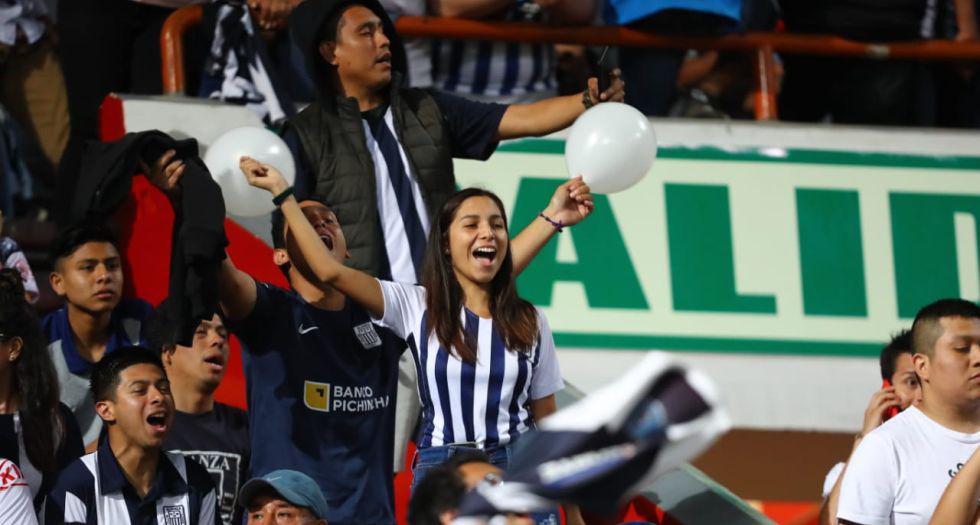 Alianza Lima vs Sporting Cristal: Hinchas en el Estadio Nacional  (Fotos: Renzo Salazar | GEC)