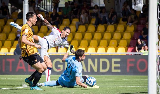 El 'Bambino de los Andes' solo suma un gol en 7 encuentros por el ascenso italiano con Cagliari (Foto: Cagliari)